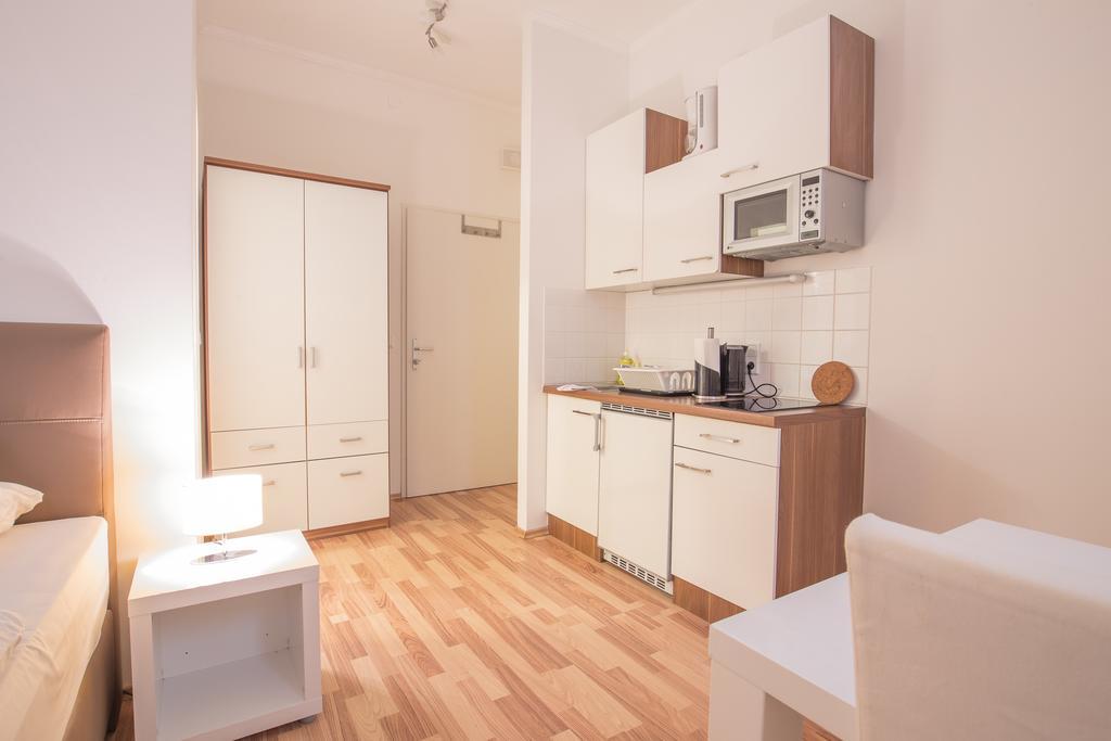 Grand Central Station Apartments I Contactless Check-In Wina Bagian luar foto