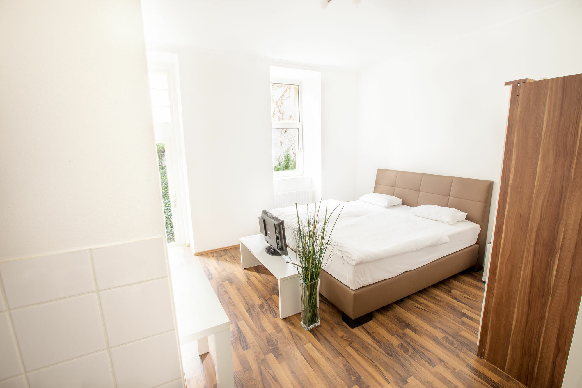 Grand Central Station Apartments I Contactless Check-In Wina Bagian luar foto